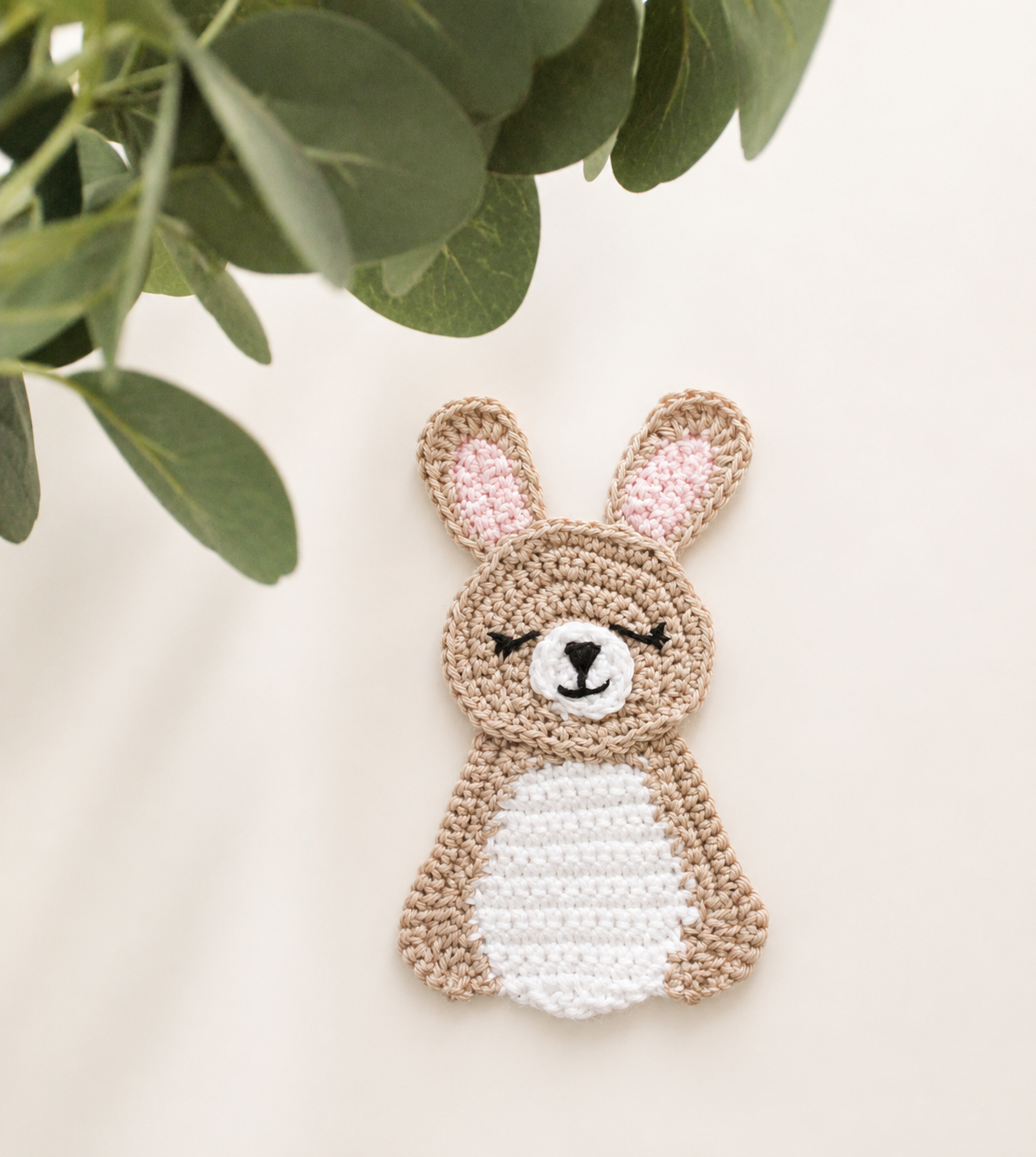 Bonnie the Bunny Appliqué Crochet Pattern