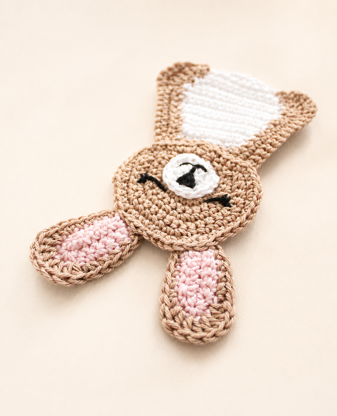 Bonnie the Bunny Appliqué Crochet Pattern